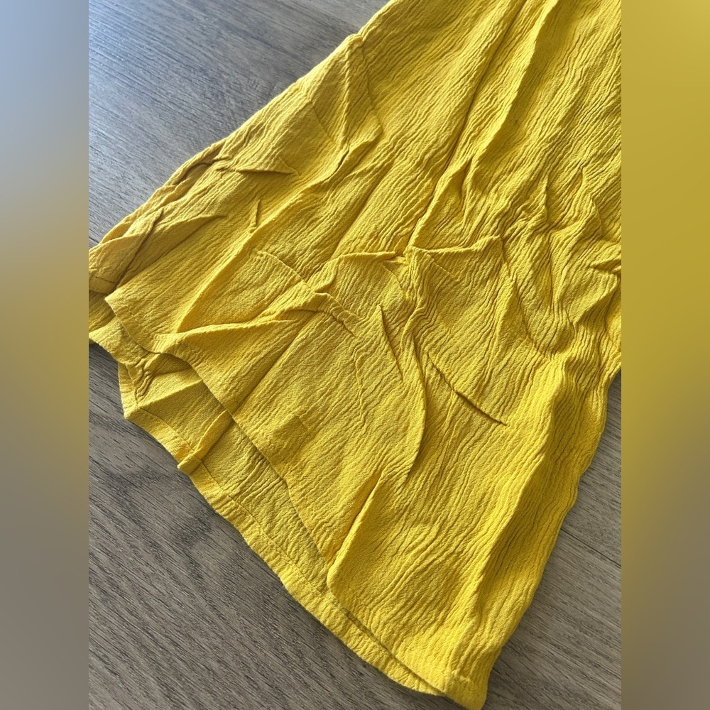 Forever 21 Mustard Yellow Crinkle Wide Leg Pants | Size S- EUC - Picture 3 of 6